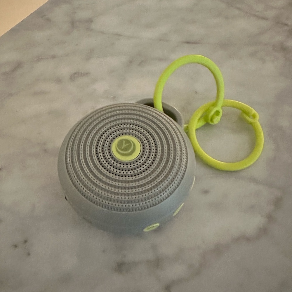 Yogasleep Hush travel noise machine